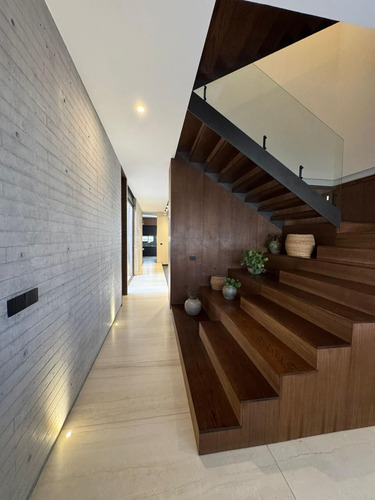 Casa De Lujo En Venta En Misión San Jerónimo. 12