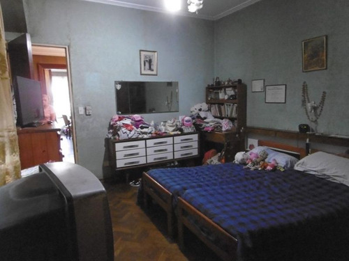 Vivienda Multifamiliar. 2 Ph C/ Entr Indep. + Cochera +local