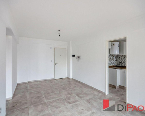 Venta Departamento 2 Ambientes Con Balcón En Caseros Clamaco