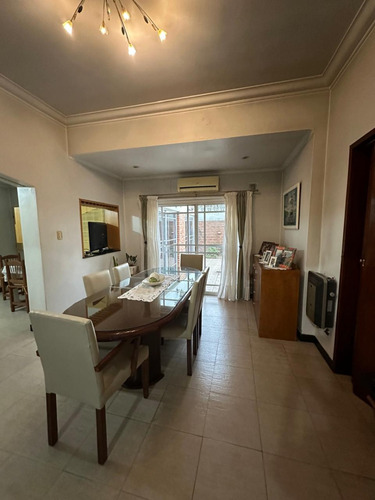 Casa Venta 4 Ambientes En Lomas De Zamora