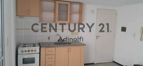 67 Entre 1 Y Diag.73 Departamento En Venta Planta Baja Con Patio.