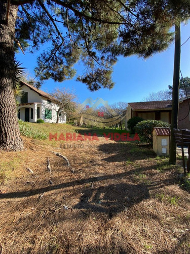 Terreno En Venta En Mar De Ostende. Zona Residencial Unifamiliar.
