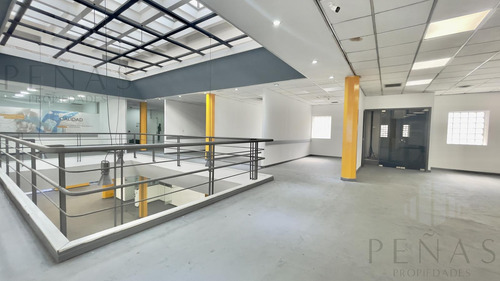 Edificio Comercial En Alquiler En Micrcentro / San Telmo - 2400 M2 -impecable