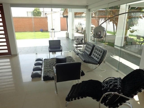 Imagen 14 de 26 de Espectacular Casa En Venta En Santa Elena, Totalmente Remodelada, Piso De Porcelanato, Diferentes Ambientes Y Espacios, Areas Recreativas Y Verdes, Inf. 0424-5337900, Cod. 22-17104, Nds 25