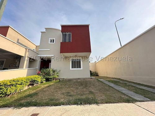 Deseas Invertir, Te Presento  Esta Opcion Al Este De La Ciudad, Casa Conectada A Planta Electrica, Ambientada Con Un Estilo Y Confort Unico E Integrados, Vig 24/7, Areas Sociales. Dennymar B4bc49b