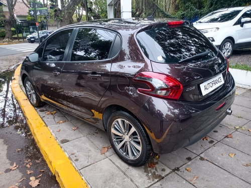 Peugeot 208 Allure 1.6