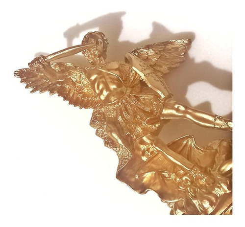 Estatua Arcangel San Miguel Dorado