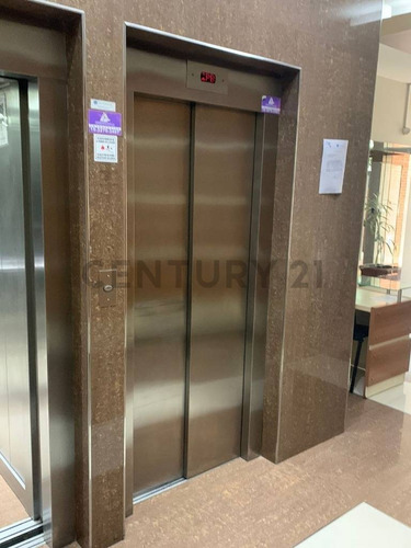 Imagen 4 de 25 de Venta Monoambiente Con Balcón, Pileta, Gimansio
