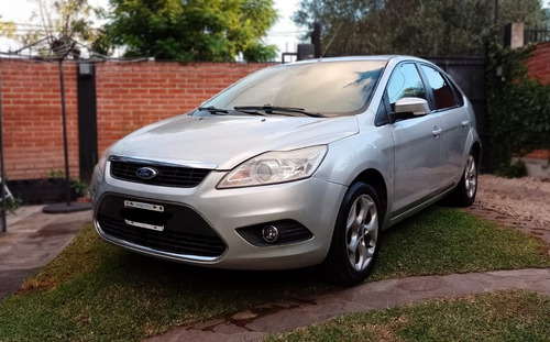 Ford Focus 2 2.0 Ghia At