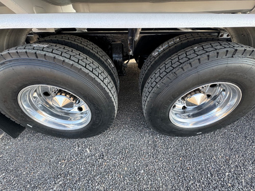 Peterbilt 367 Tipo Pipa De 20,000 Litros