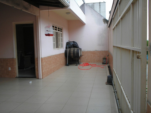 Imagem 7 de 14 de Casa De Luxo Iguaçu. 03 Quartos Com Suite