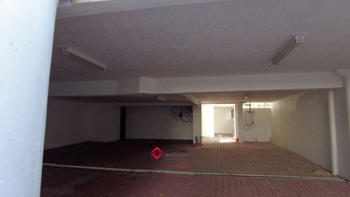 Casa De Lujo En Renta En Colinas De San Javier Con Alberca