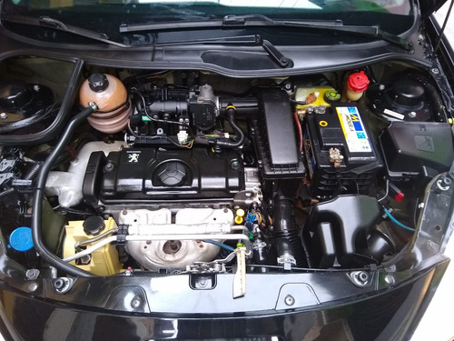Peugeot 207 1.4 Xr Flex 3p