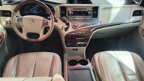 Toyota Sienna 3.5 Limited V6 At