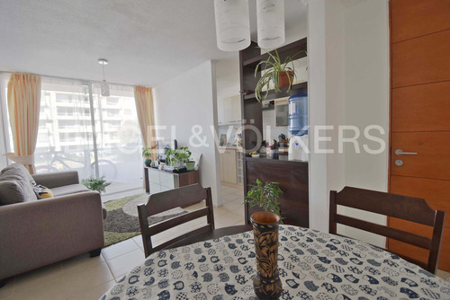 Venta De Departamento Cercano A Avenida Francisco Aguirre