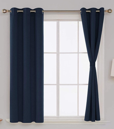 Cortinas Opacas Con Aislamiento Térmico Para Sala De E...