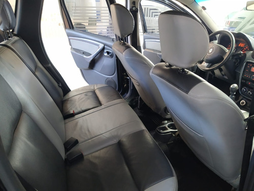 Imagen 9 de 15 de Renault Duster 2.0 Privilege 4x4