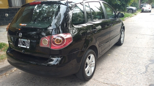 Volkswagen Suran 1.6 I Highline 90d 2010