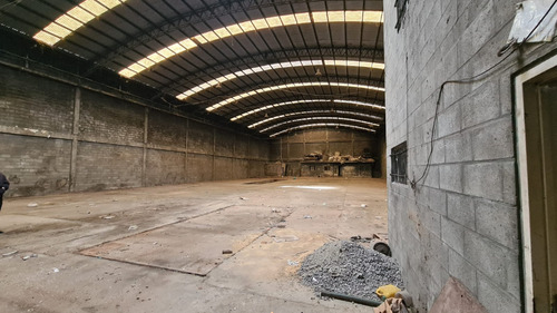 Gran Galpón De 1200m² Sobre Ruta 8 - Billinghurst