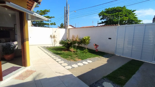 Imagem 25 de 28 de Casa No Jardim Regina, Em Itanhaém, Com Churrasqueira, Espaço Para Piscina, Despensa, Jardim , Aceita Financiamento Bancário