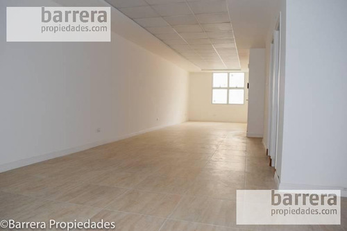 Piso De Oficina De 70 M2