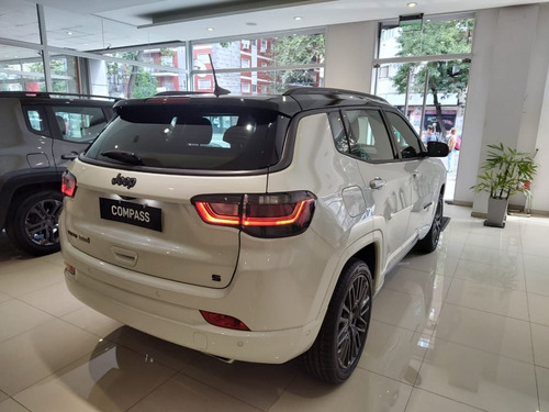 Imagen 4 de 19 de Jeep Compass Serie S T270 Automatica At6 4x2 Limited Plus $
