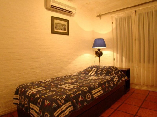 Imagen 11 de 13 de Preciosa Casa En Segunda Fila