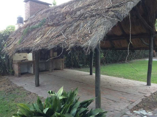 Imagen 9 de 14 de Casa Quinta De 3 Ambientes En Amplio Lote En Venta - La Reja