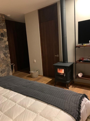 Casa En Venta En Circuito Avándaro, Valle De Bravo