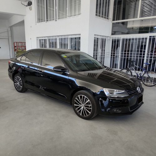 Volkswagen Vento 2.0 Sportline Tsi 200cv 2014