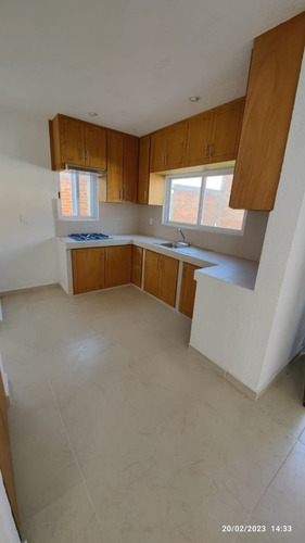 Imagen 8 de 17 de En Venta Linda Casa A Estrenarse En Fracc. Tehuicil Con Amplio Jardin Y Alberca Apta A Creditos