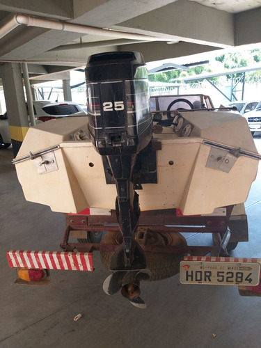 Imagem 3 de 8 de Motoboat