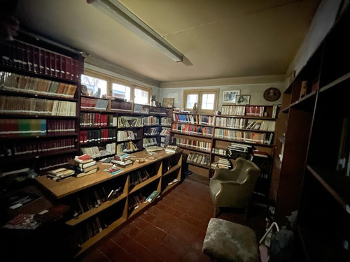 Casa Amplia En Ñuñoa 8d-3b, Con Subterraneo