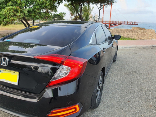 Imagen 4 de 12 de Honda Civic 2018