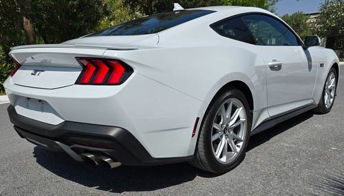 Ford Mustang 5.0l Gt V8 At