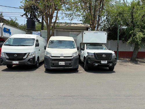 Renta Camioneta De Carga