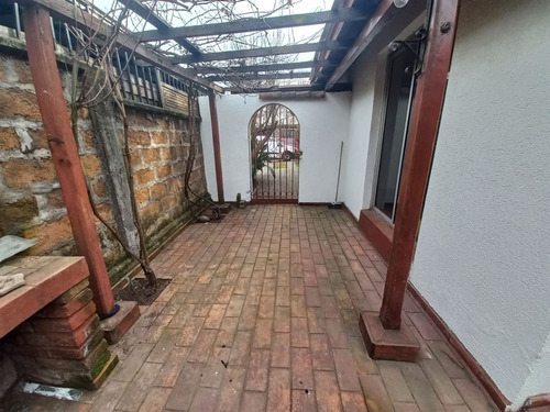 Casa En Arriendo De 4 Dorm. En Curicó