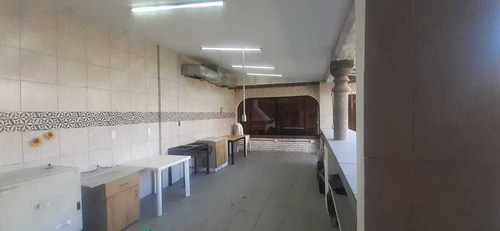 En Renta Amplio Espacio Comercial En Santa Elena, San Mateo Atenco