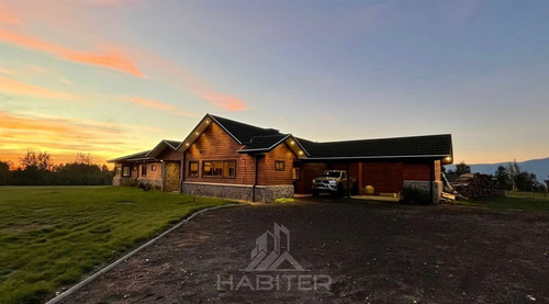 Venta Casa Espaciosa En Parcela En Sector Los Riscos Pucón
