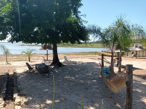 Casa Frente Al Lago Rio Uruguay