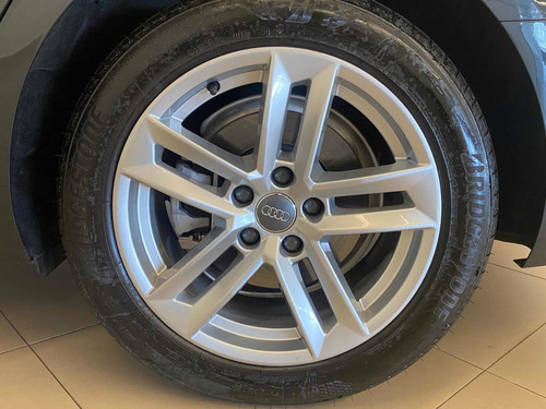 Audi A4 2019 2.0 Prestige Tfsi S-tronic 4p