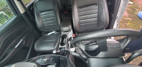 Imagen 3 de 14 de Ford Escape 2014