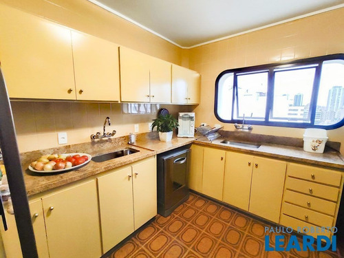 Imagem 9 de 15 de Apartamento - Aclimação - Sp - 610989