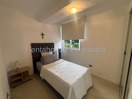 Hermoso Apartamento En Venta En Lomas De Prados Del Este Mv
