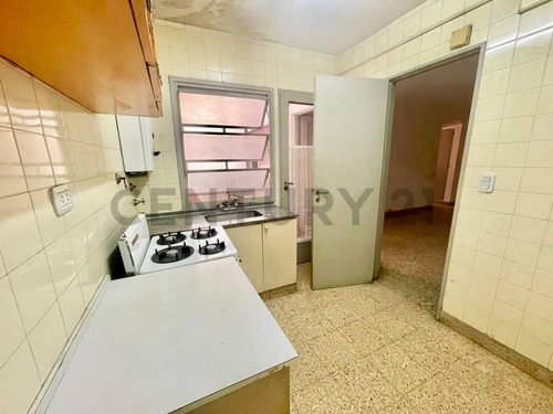 Venta Departamento 2 Ambientes Flores