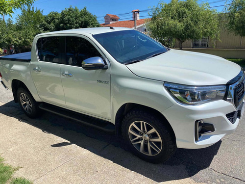 Toyota Hilux 2.8 Diésel Autom 4x4