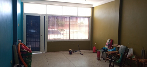Imagen 12 de 14 de Vendo 2 Apartamentos Y 2 Locales 04122183505 Cod.22-24774