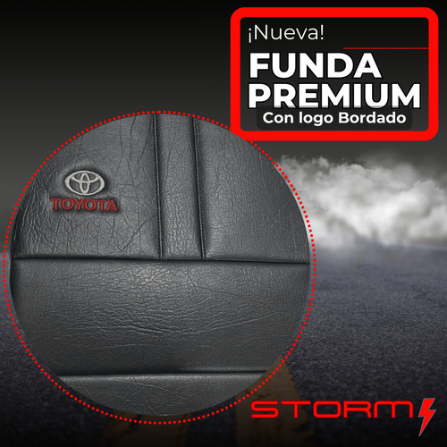 Fundas A Medida Hilux 2016/2023 Con Logo Toyota Con P/vasos Negro