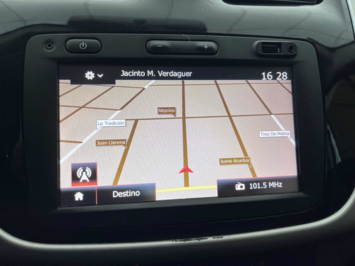Imagen 14 de 20 de Renault Sandero 2016 1.6 Dynamique 90cv Abs Autoargentina