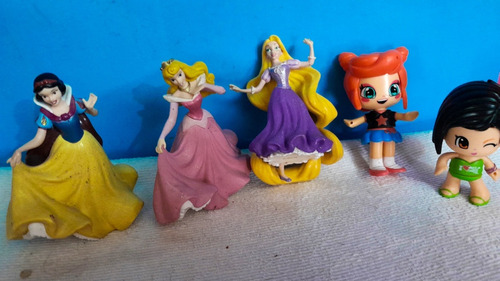 Colección De Princesas De Disney Y Pin Y Pon Se Venden Junta